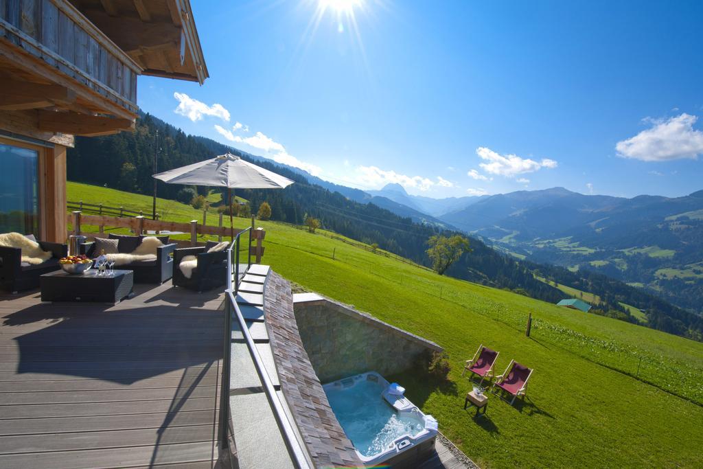 Maierl-Alm & Maierl-Chalets Kirchberg in Tirol Quarto foto